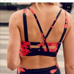 Flowery Sports Top
